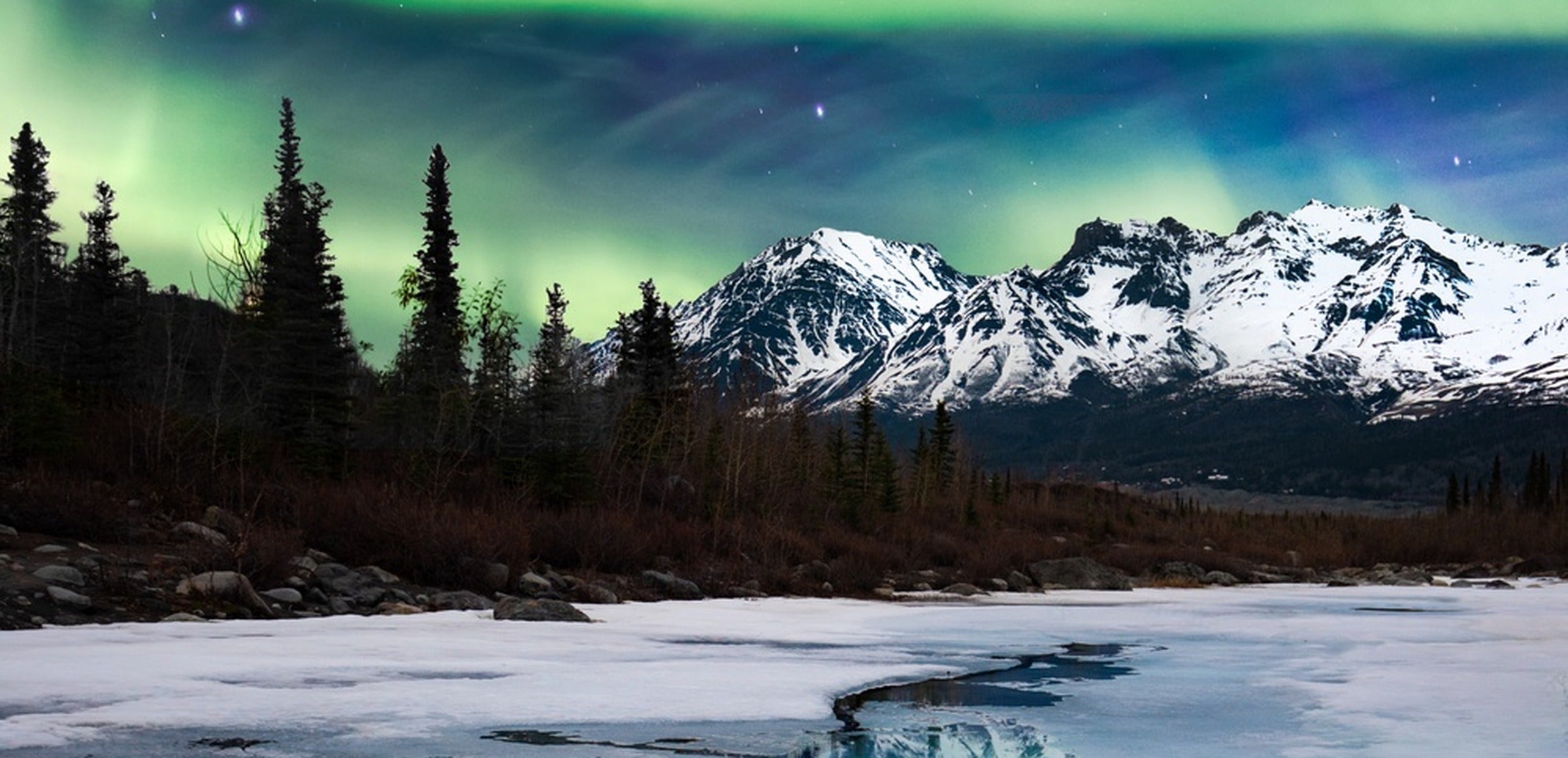 Alaska collection hero - Northern Lights Landscape