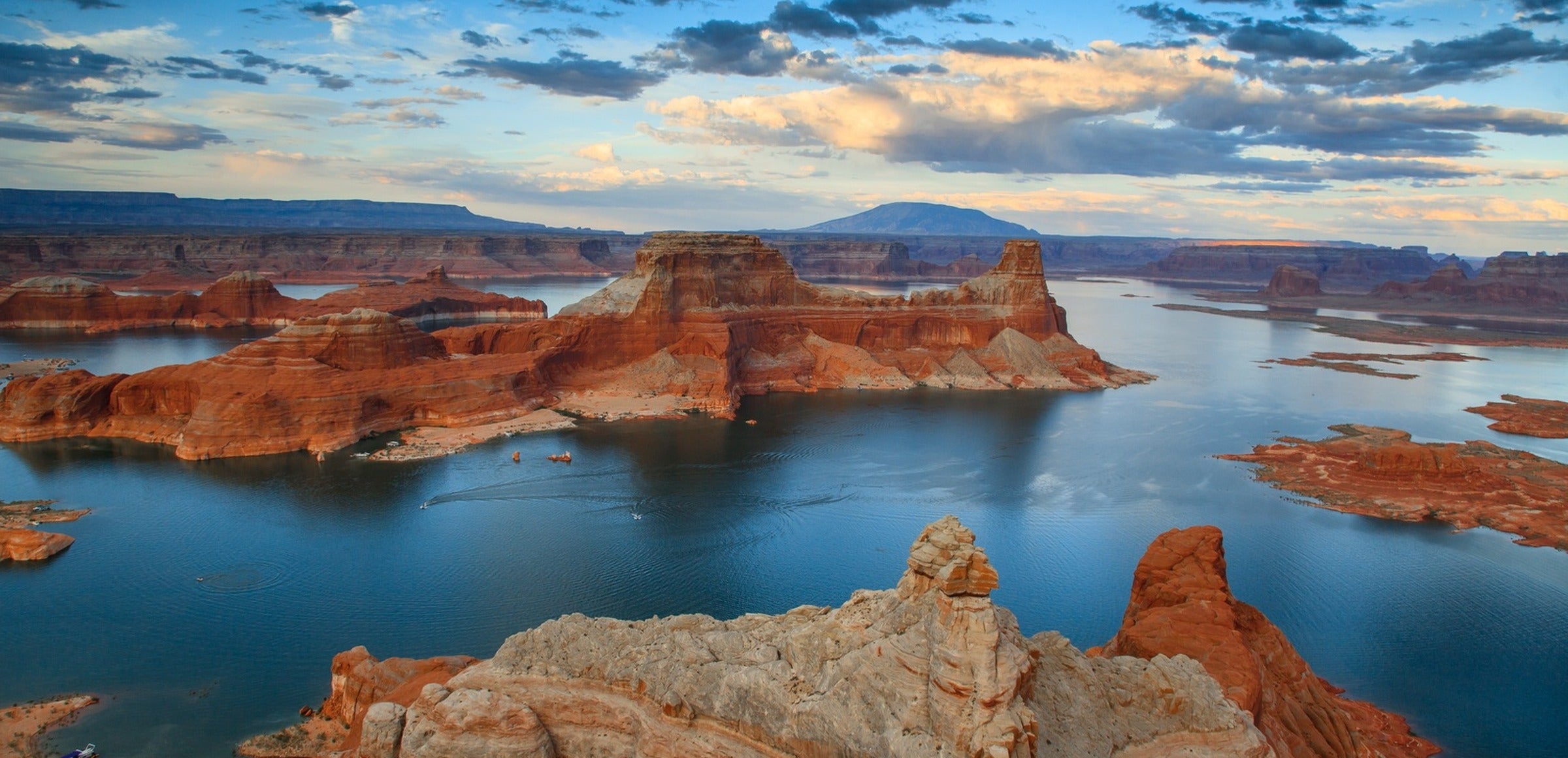 Arizona collection hero - Lake Powell from Alstrom Point