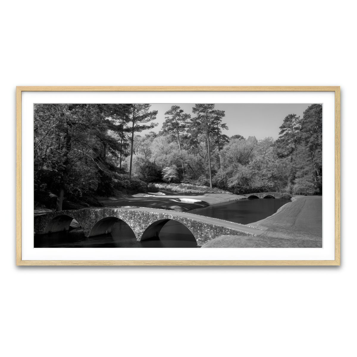 AUTO-MOCKUP WHITE | Augusta National Grayscale | 1 Piece | Natural Framed Print | group=2x1