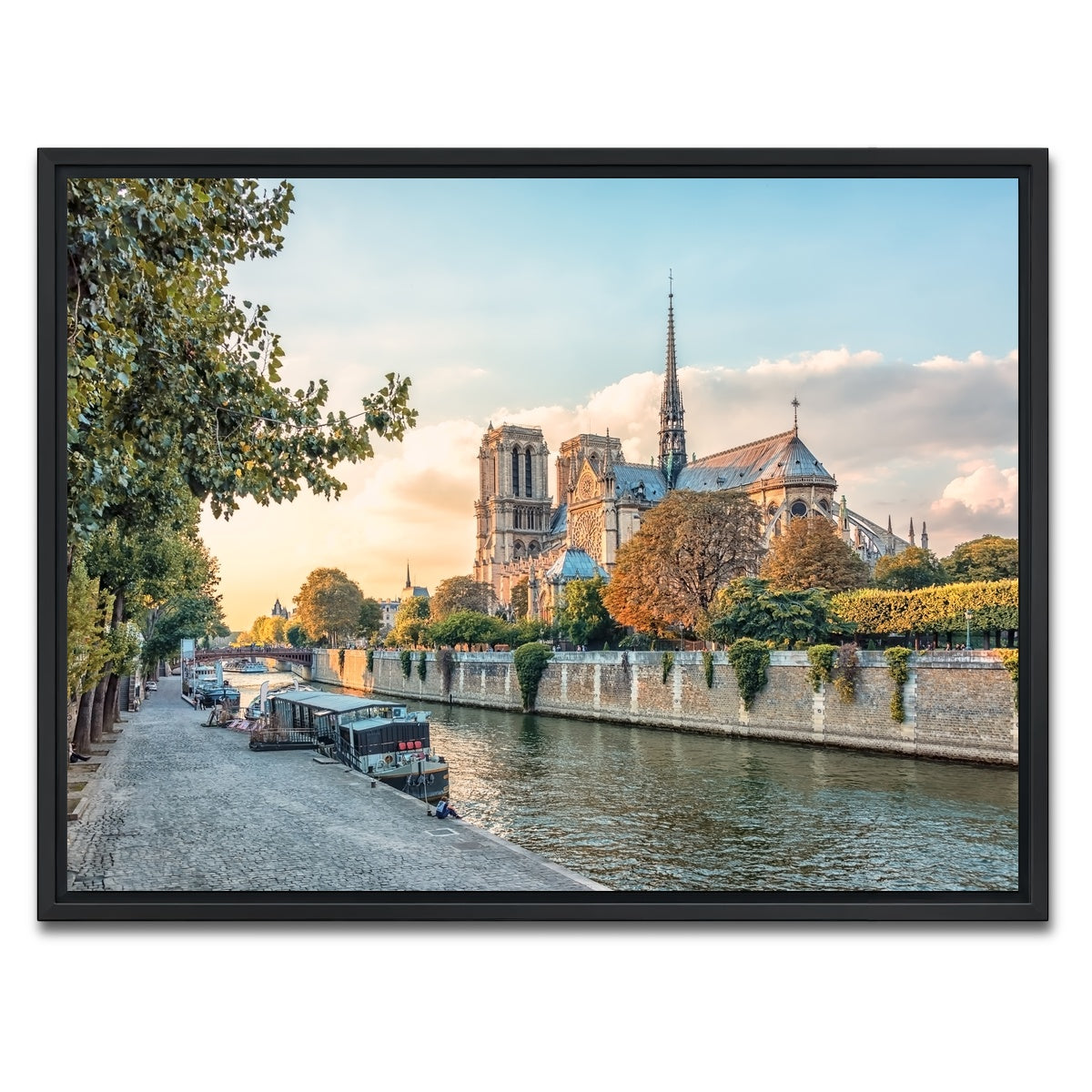 AUTO-MOCKUP WHITE | Notre Dame | 1 Piece | Black Framed Canvas | group=4x3