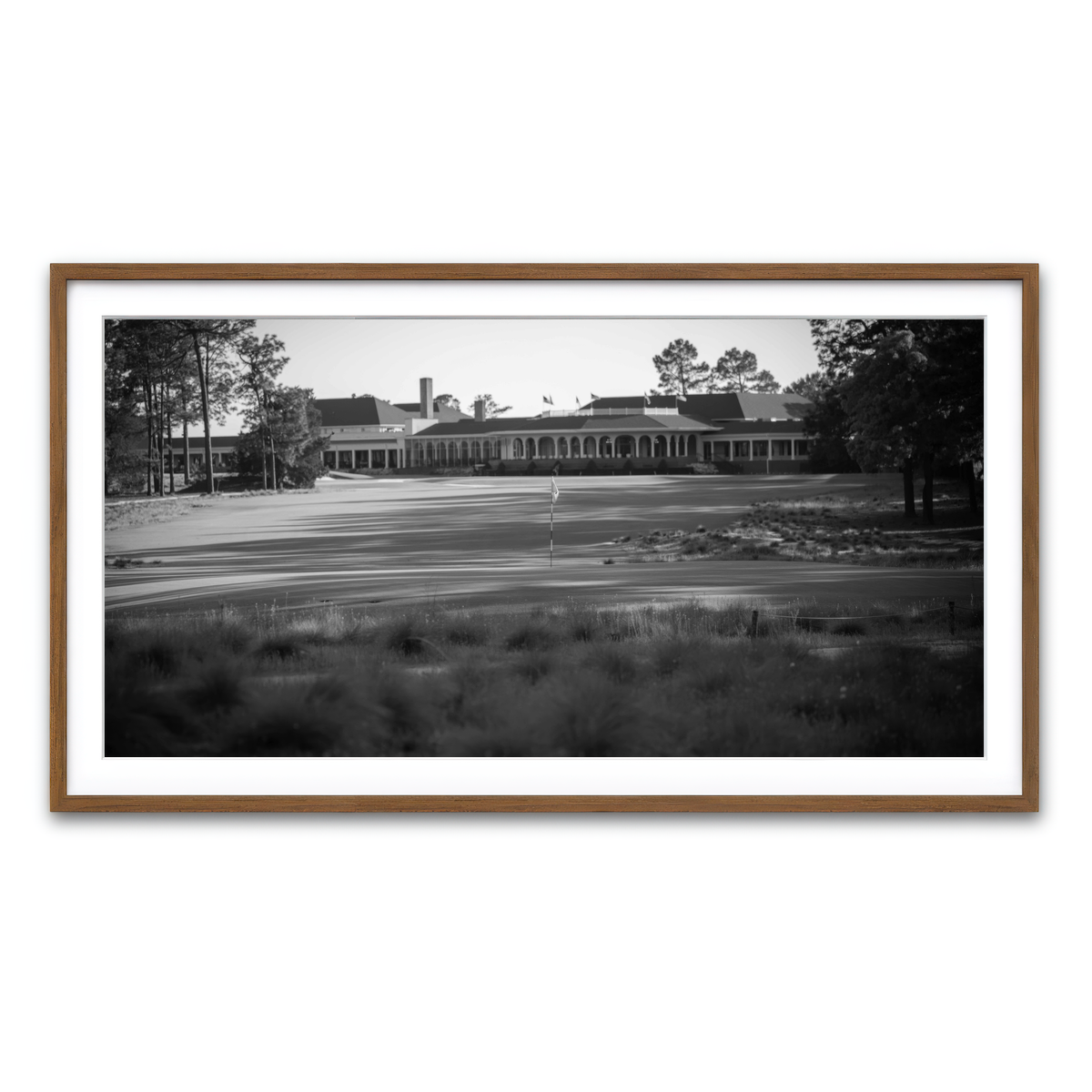 AUTO-MOCKUP WHITE | Pinehurst No. 2 Grayscale | 1 Piece | Walnut Framed Print | group=2x1