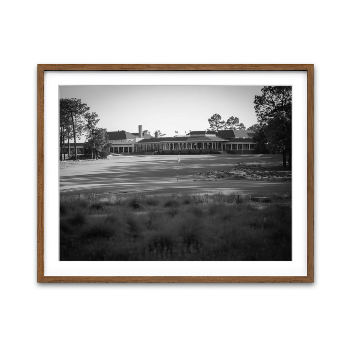 AUTO-MOCKUP WHITE | Pinehurst No. 2 Grayscale | 1 Piece | Walnut Framed Print | group=4x3