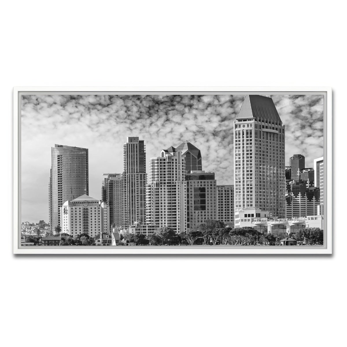 AUTO-MOCKUP WHITE | SAN DIEGO Monochrome Skyline | 1 Piece | White Framed Canvas | group=2x1