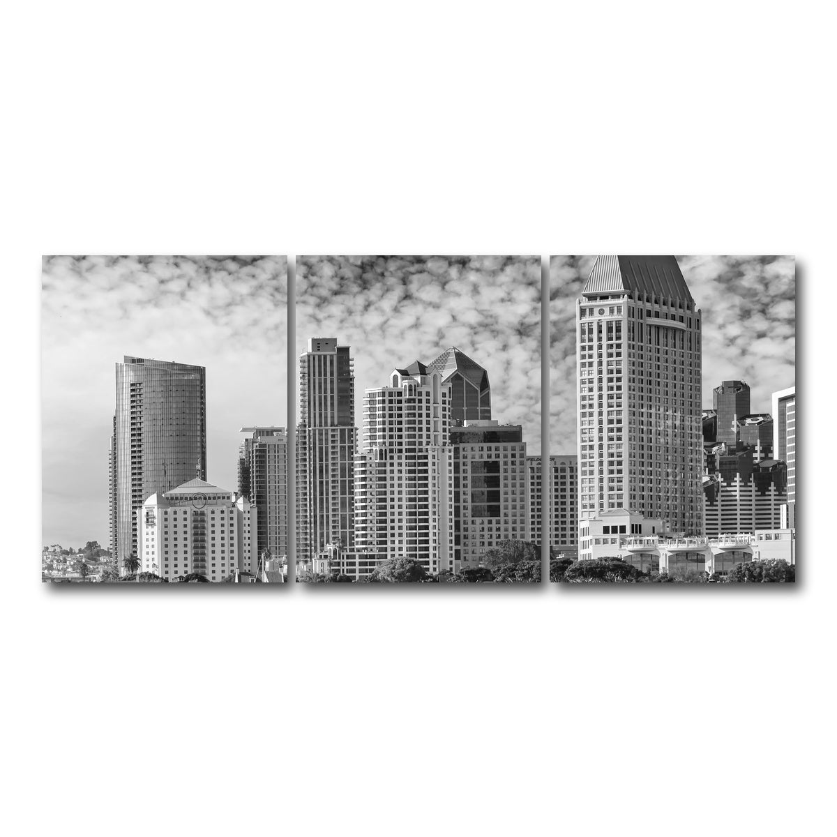AUTO-MOCKUP WHITE | SAN DIEGO Monochrome Skyline | 3 Piece | Gallery Wrap Canvas | group=18x24
