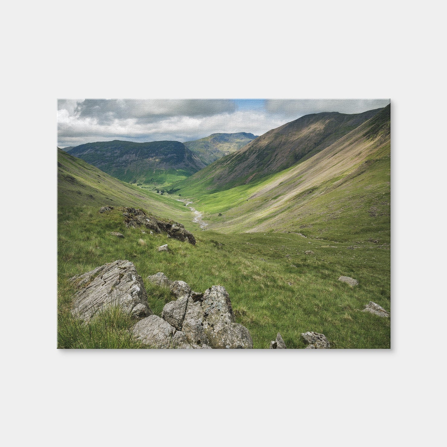 AUTO-MOCKUP WHITE | Creek in the Canyon | 1 Piece | Gallery Wrap Canvas | group=4x3