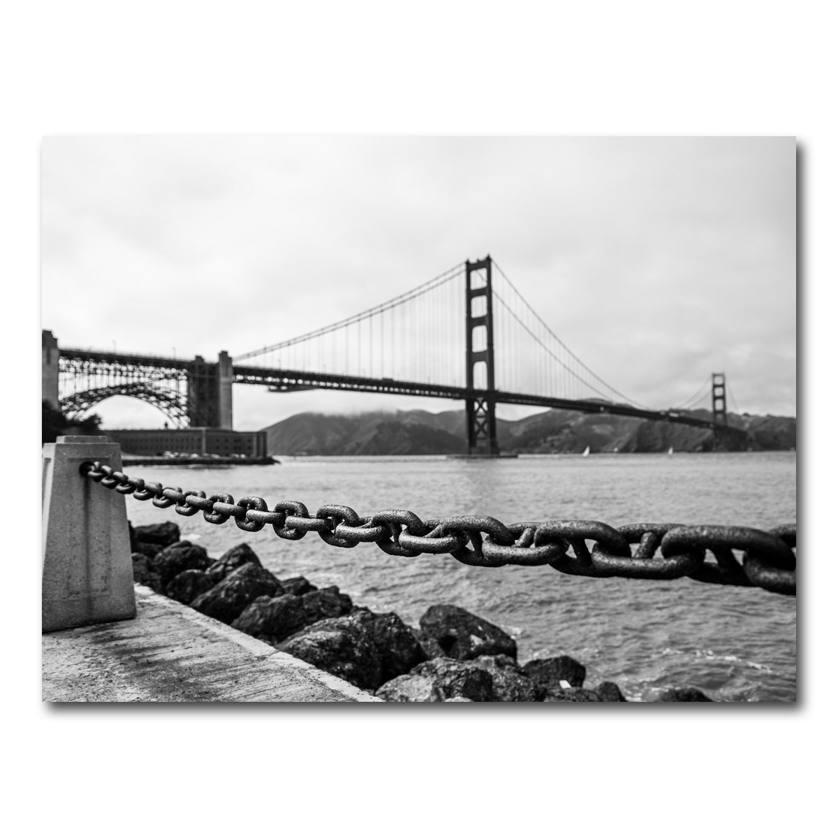 Golden Gate Chain Wall Art