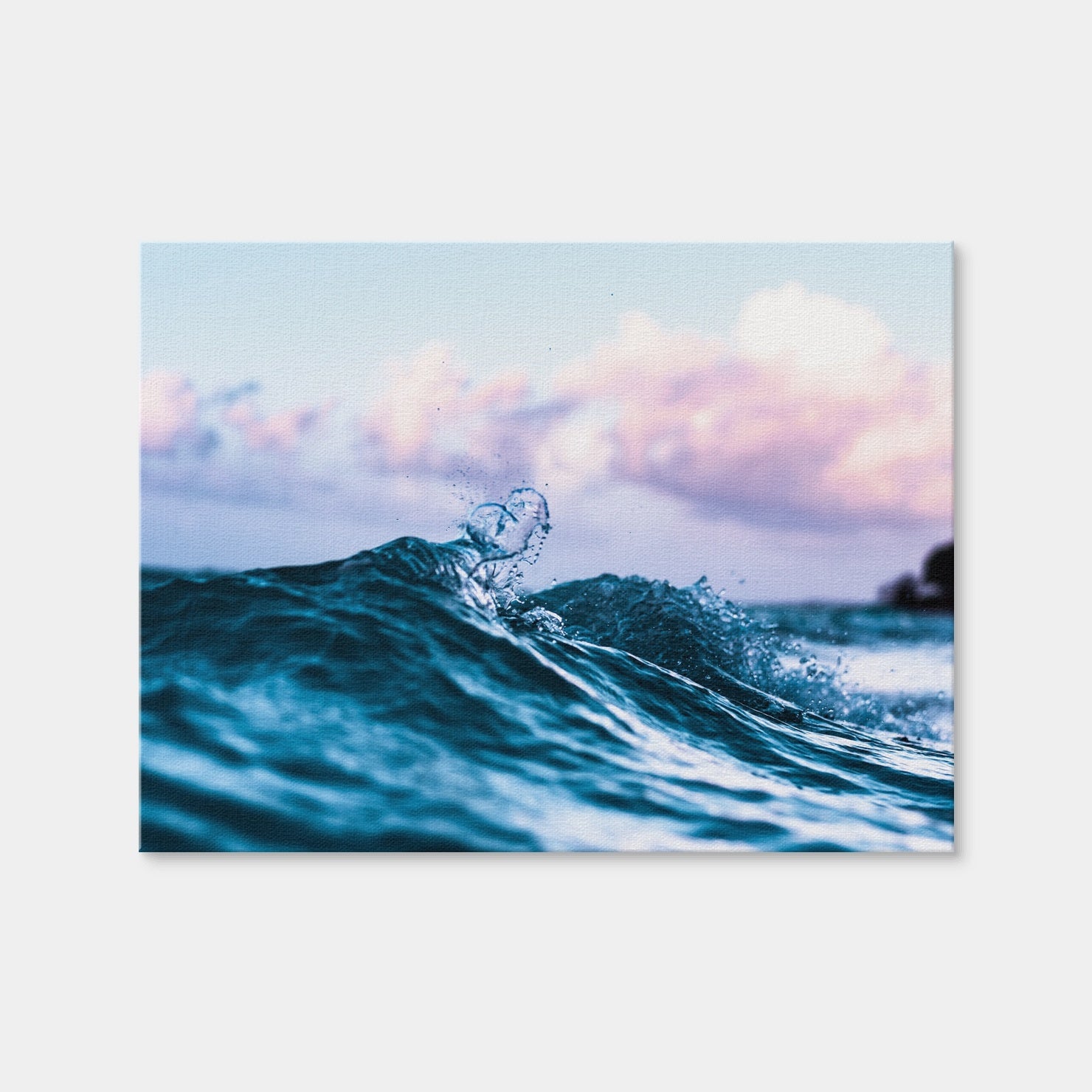 AUTO-MOCKUP WHITE | Loved | 1 Piece | Gallery Wrap Canvas | group=4x3