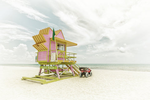 MIAMI BEACH Vintage Florida Flair Wall Art