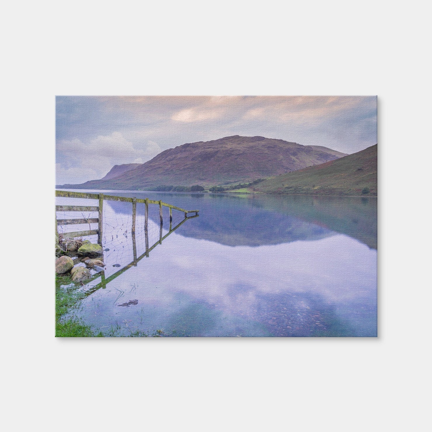 AUTO-MOCKUP WHITE | Mirrored Fence | 1 Piece | Gallery Wrap | group=4x3