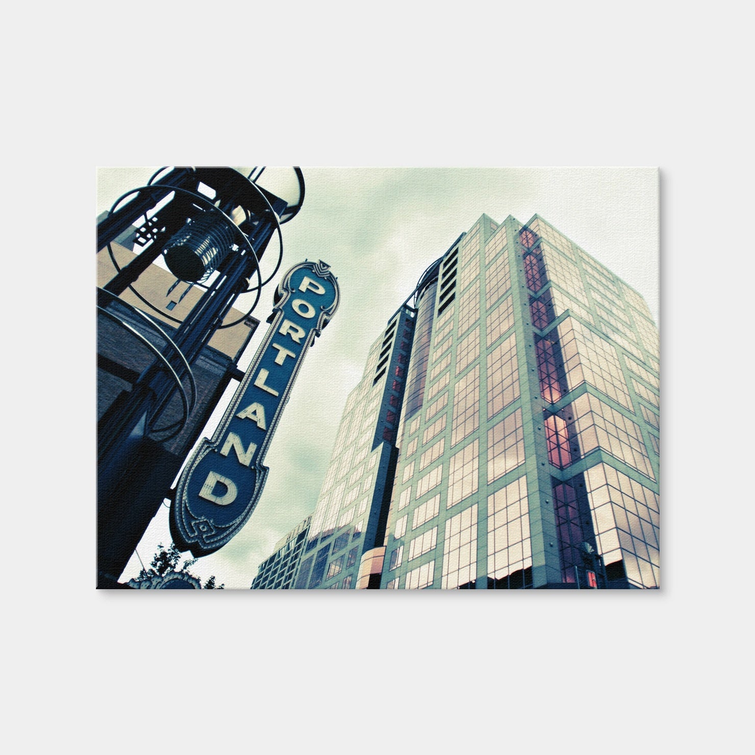 AUTO-MOCKUP WHITE | Portland Sign | 1 Piece | Gallery Wrap Canvas | group=4x3