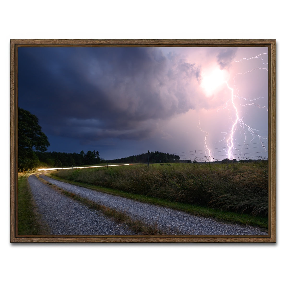 AUTO-MOCKUP WHITE | Purple Strike | 1 Piece | Walnut Framed Canvas | group=4x3