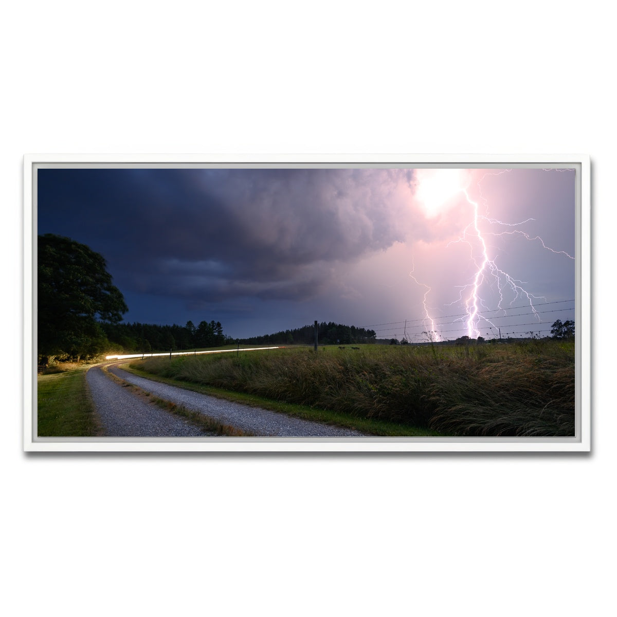 AUTO-MOCKUP WHITE | Purple Strike | 1 Piece | White Framed Canvas | group=2x1