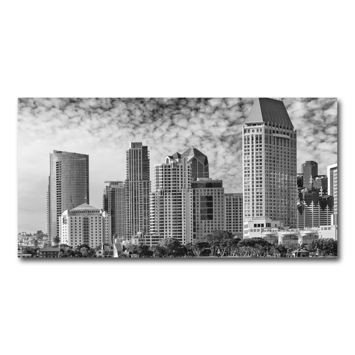 AUTO-MOCKUP WHITE | SAN DIEGO Monochrome Skyline | 1 Piece | Gallery Wrap Canvas | group=2x1