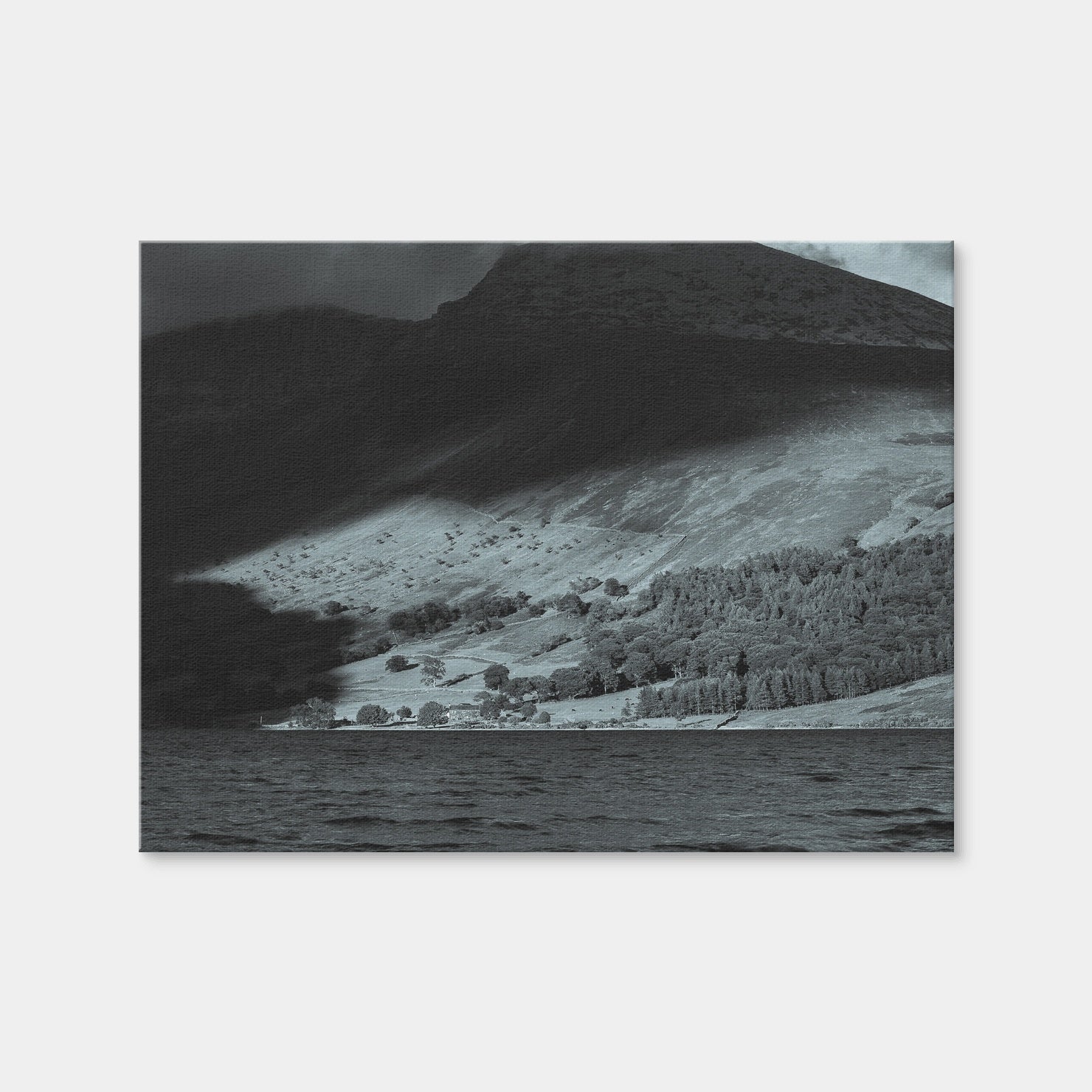 AUTO-MOCKUP WHITE | Shadow on the Mountain | 1 Piece | Gallery Wrap | group=4x3
