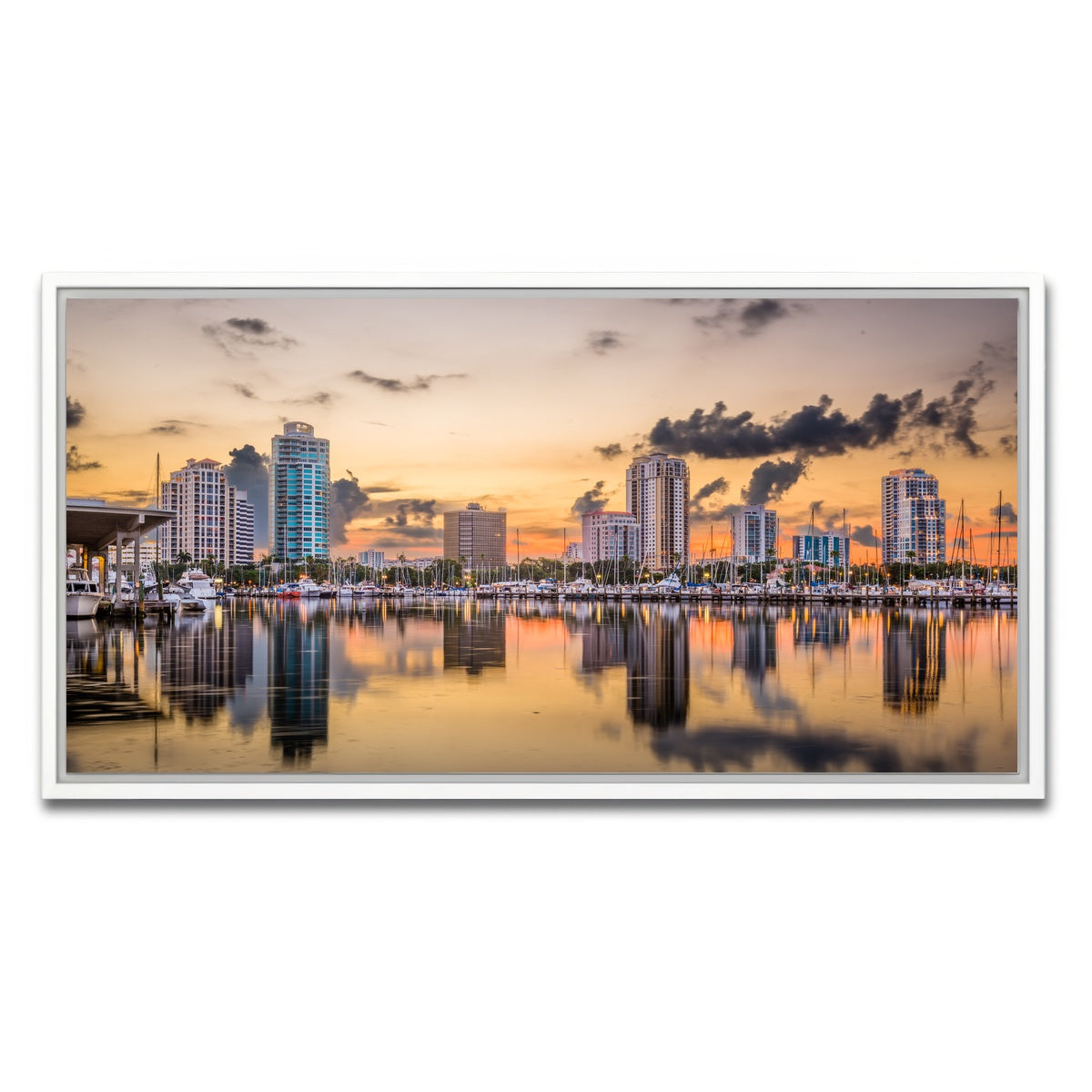 AUTO-MOCKUP WHITE | St. Petersburg | 1 Piece | White Framed Canvas | group=2x1