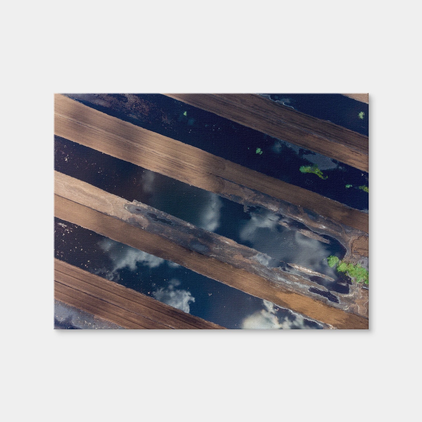 AUTO-MOCKUP WHITE | Water and Dirt | 1 Piece | Gallery Wrap | group=4x3