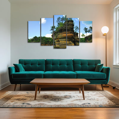 AUTO-MOCKUP ROOM | Wisconsin Dells sandstone formation