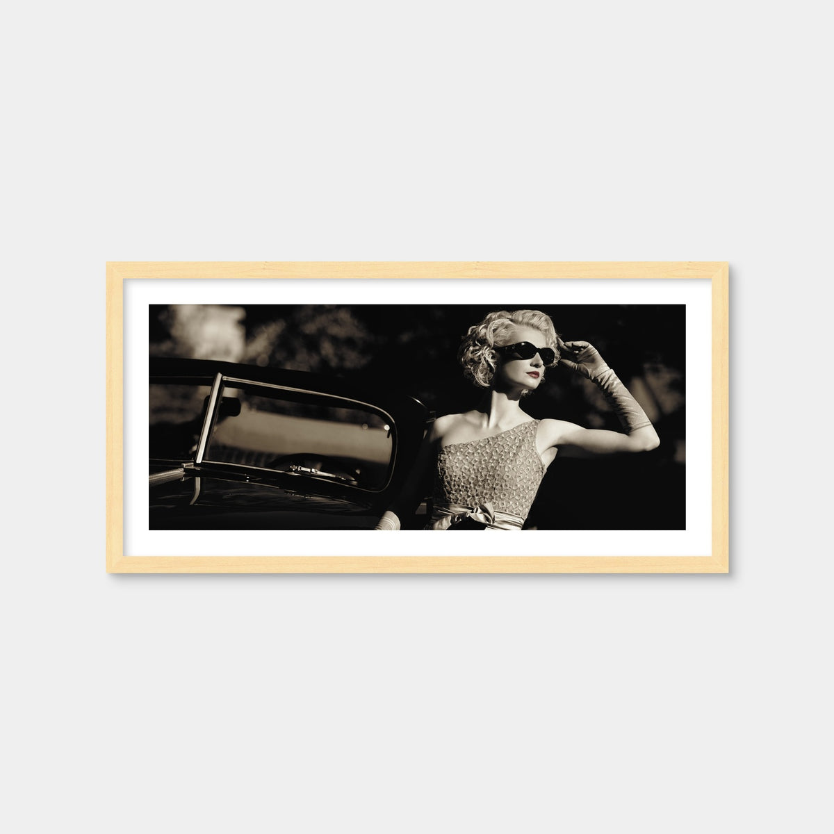 AUTO-MOCKUP WHITE | Woman and Retro Car | 1 Piece | Natural Framed Print | group=2x1